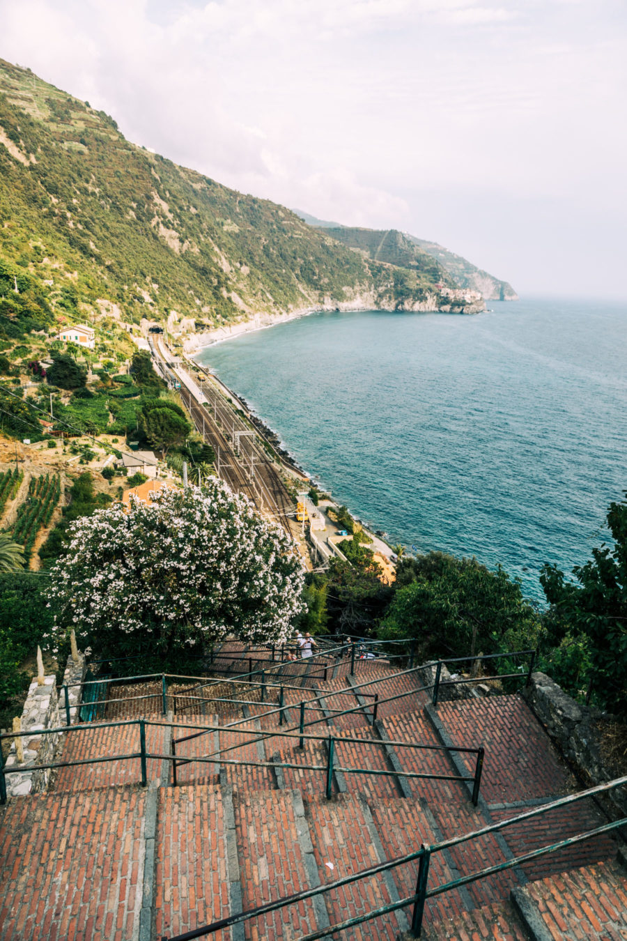 Corniglia, Cinque Terre, best photo spots // NotJessFashion.com