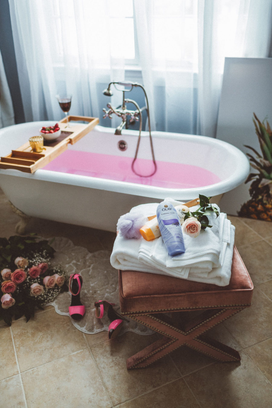essential elements of the perfect staycation - olay // Notjessfashion.com