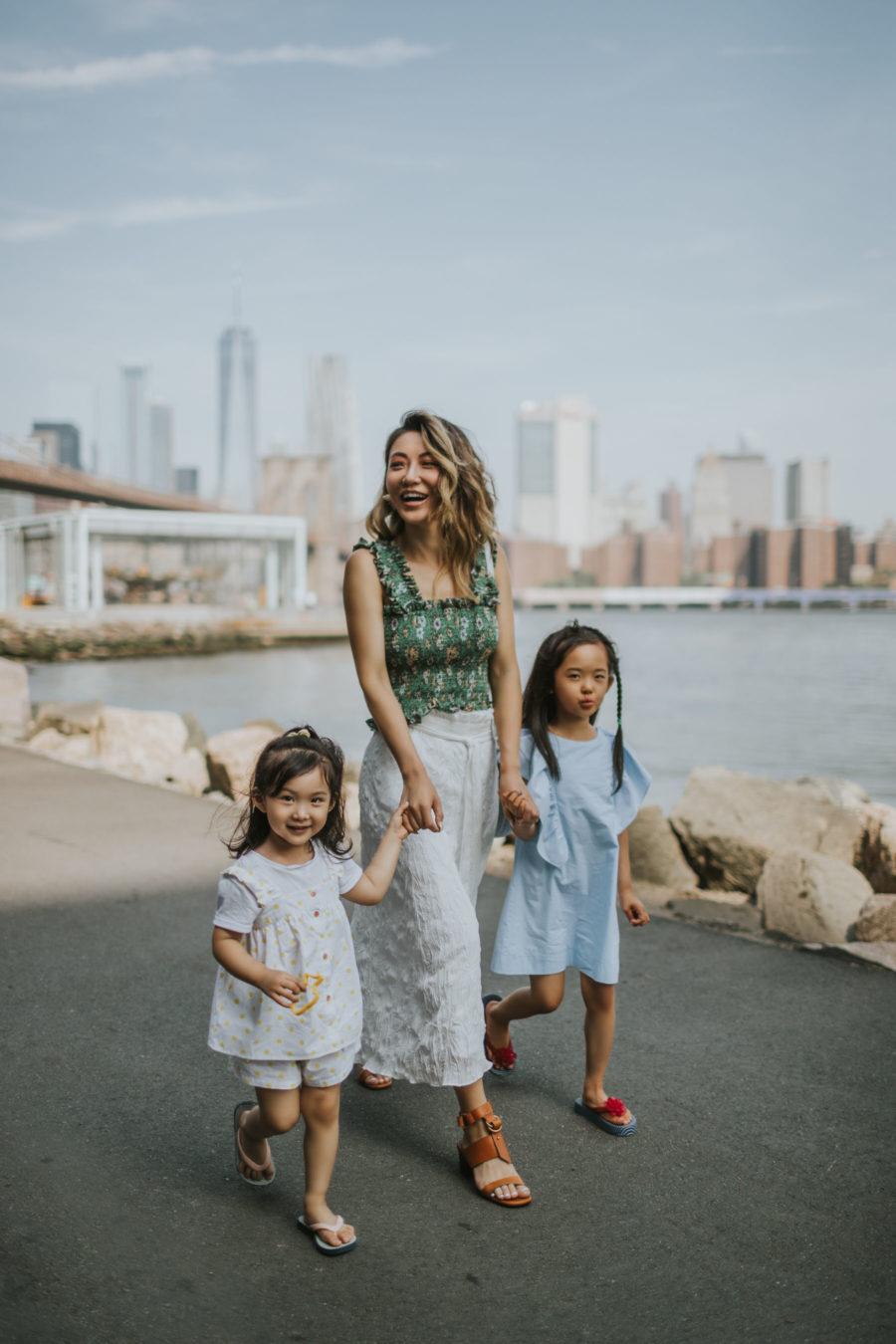 jessica wang with her kids at nyc park and sharing the best activities to do in nyc // jessica wang - Notjessfashion.com