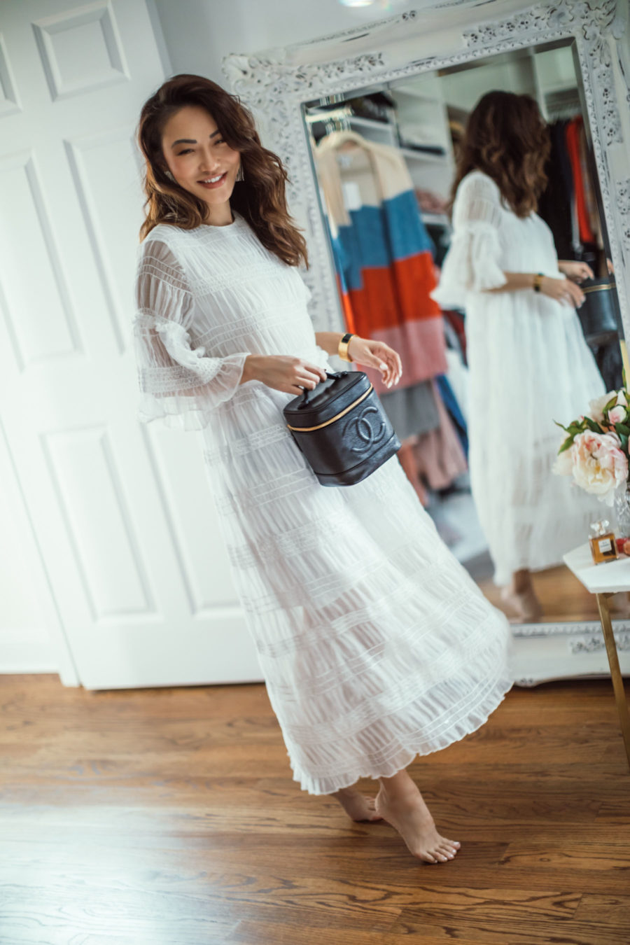 tips for shopping wedding dresses online, white lace dress, bridal style // Notjessfashion.com