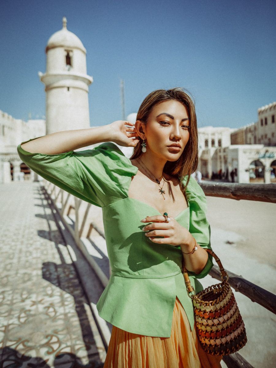 spring accessories 2019, layered necklaces trend, how to layer necklaces, Colors fashion girls are wearing for spring, green and yellow outfit // Notjessfashion.com