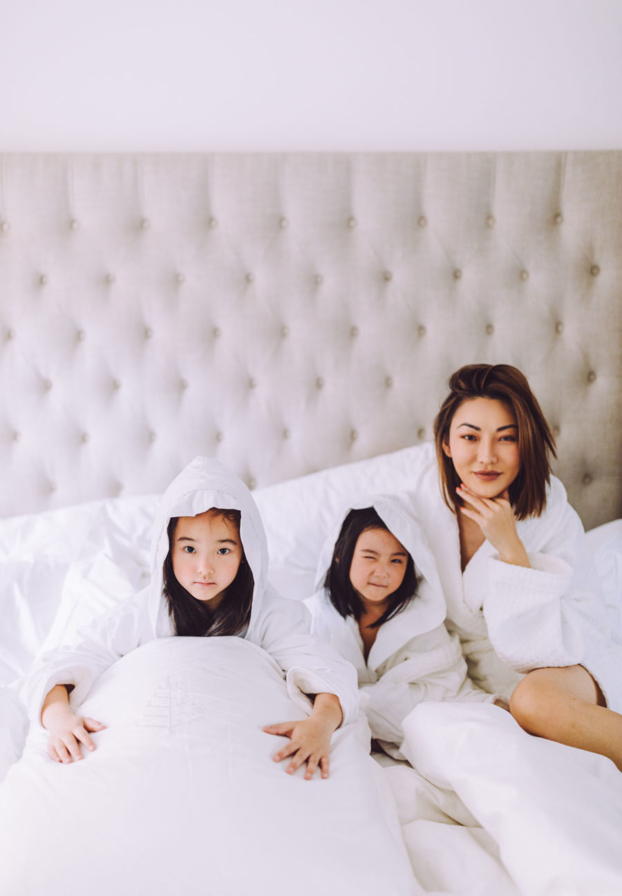 fashion blogger jessica wang  fall family photos // Jessica Wang - Notjessfashion.com