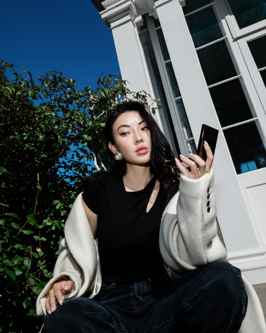 jessica wang using tom ford shade and illuminate palette from the sephora holiday savings event // Jessica Wang - Notjessfashion.com